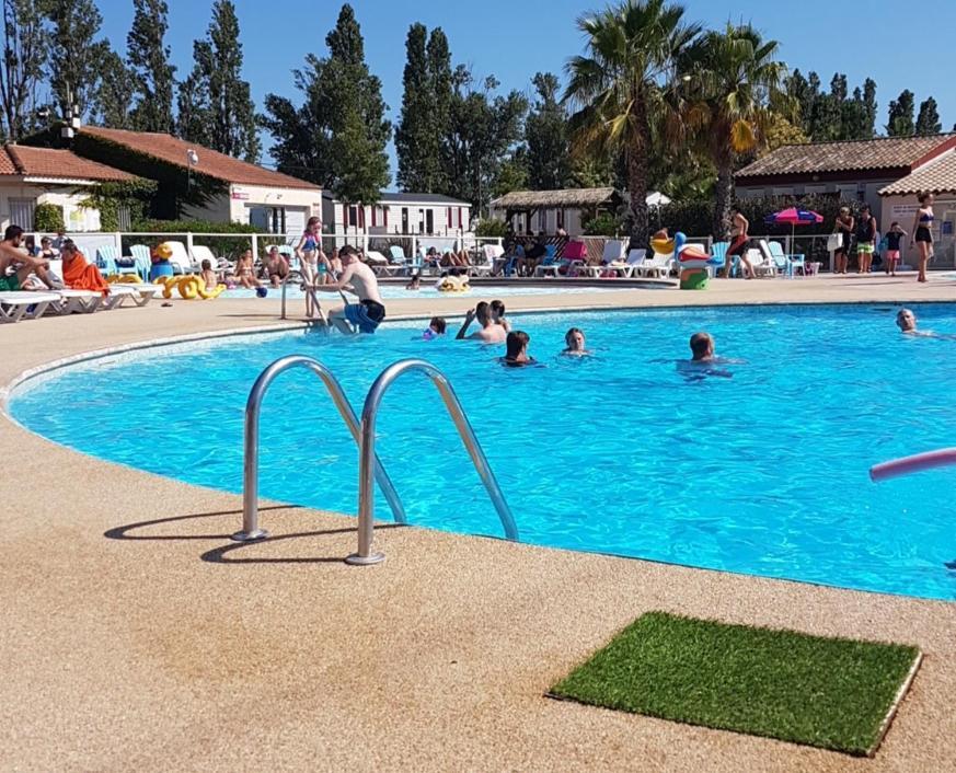 Campeggio Confort, Climatisation,linge De Lit Et De Toilette, Coffre Fort, Ventilations Au Plafond Et Wifi Possible *