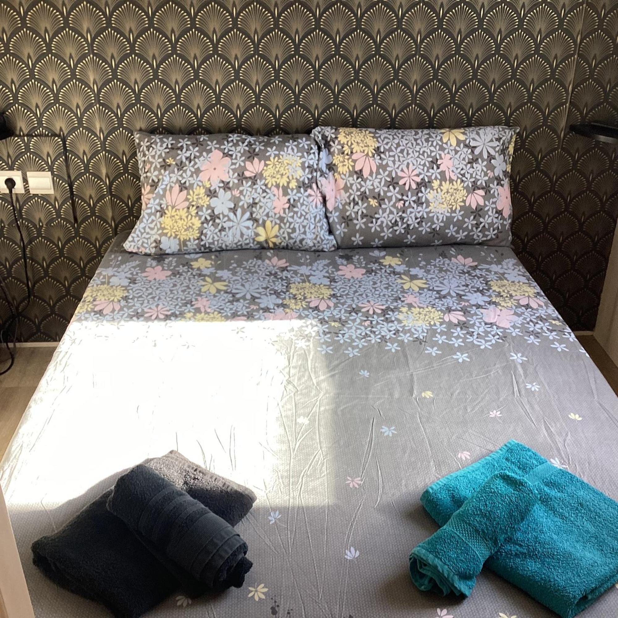 Confort, Climatisation,linge De Lit Et De Toilette, Coffre Fort, Ventilations Au Plafond Et Wifi Possible Campeggio Fréjus
