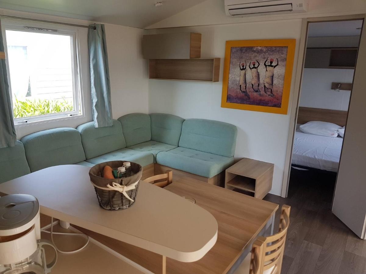 Camping Confort, Climatisation,linge De Lit Et De Toilette, Coffre Fort, Ventilations Au Plafond Et Wifi Possible *