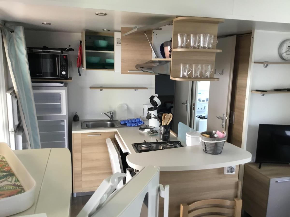 Frejus Tout Confort, Climatisation,Plus Ventilation Toutes Les Chambres, Linge De Lit Et De Toilette , Coffre Fort, Lave Vaisselle Machine A Laver Grande Terrasse Couverte Velos Et Wifi Possible *