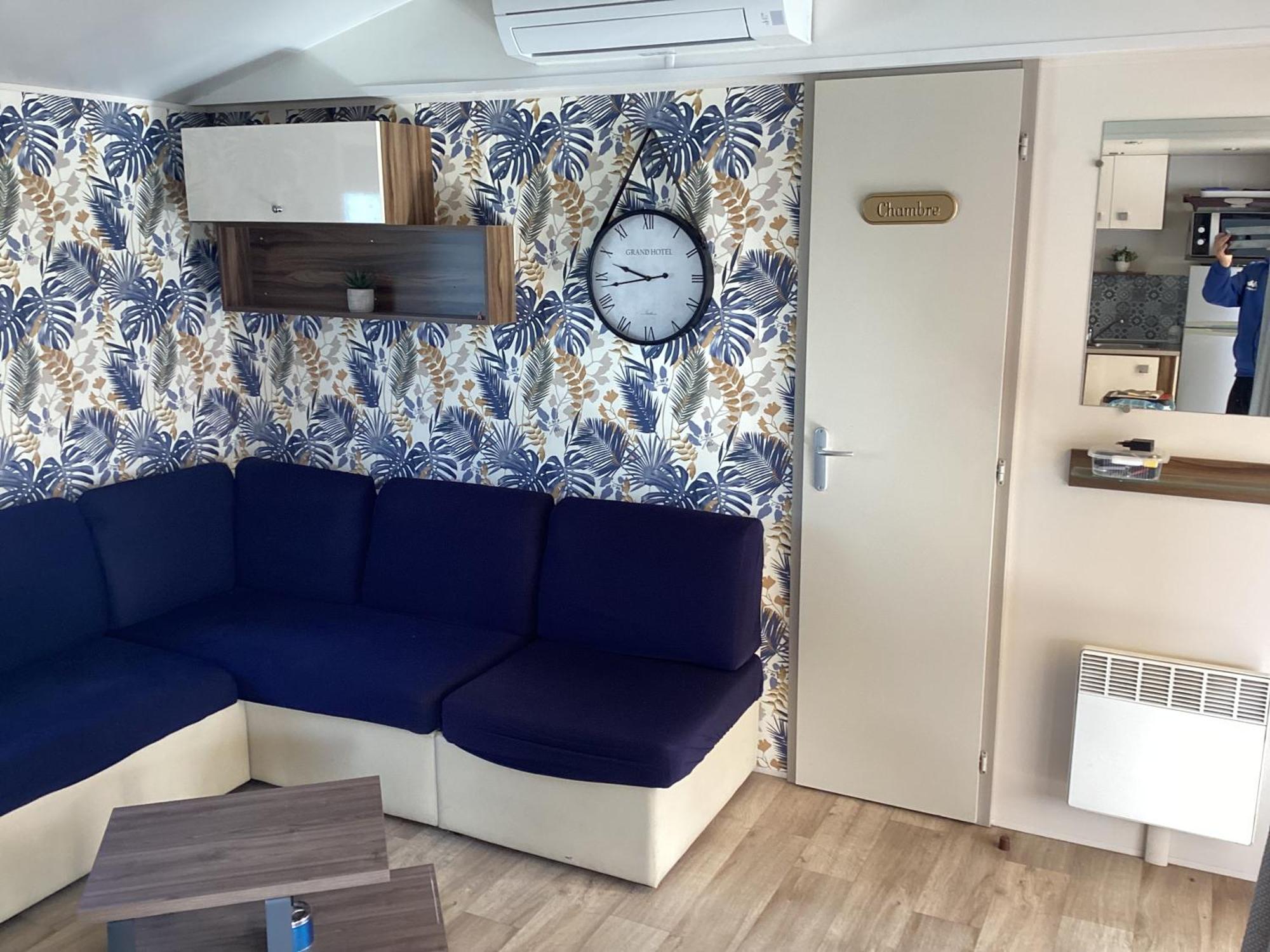 Confort, Climatisation,linge De Lit Et De Toilette, Coffre Fort, Ventilations Au Plafond Et Wifi Possible Camping *